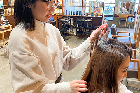 毛髪理論に基づき、髪・頭皮のカウンセリングをいたします