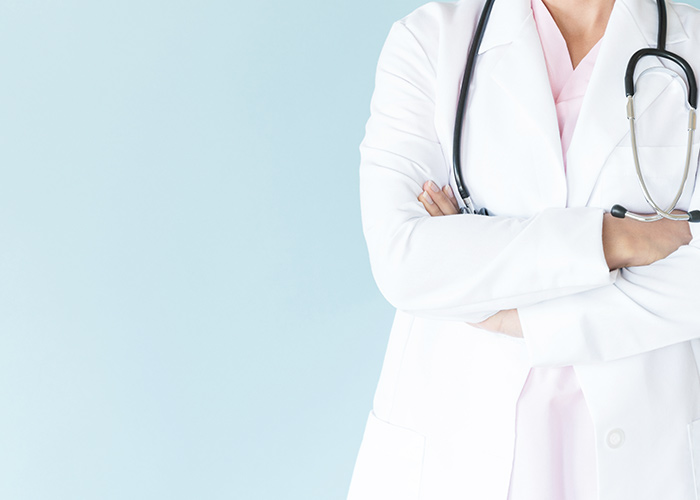 特別顧問に医学博士